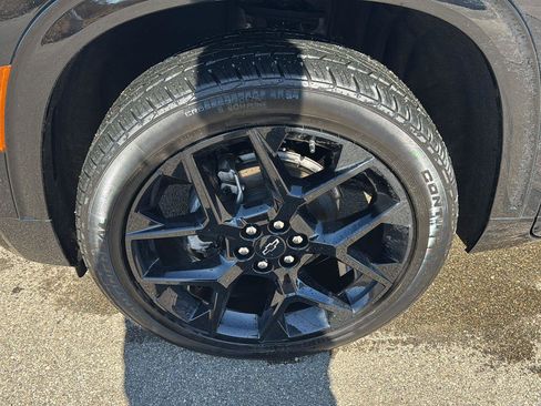 Used 2024 Chevrolet Traverse RS w/ LPO, Floor Liner Package image 11