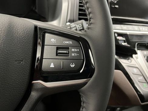 New 2026 Honda Odyssey Touring image 12
