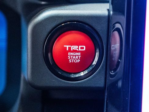 Certified 2026 Toyota Tacoma TRD Sport w/ TRD Sport Upgrade Package AWD/4WD image 33