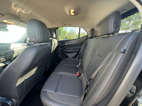 Used 2025 Buick Encore GX Preferred image 25