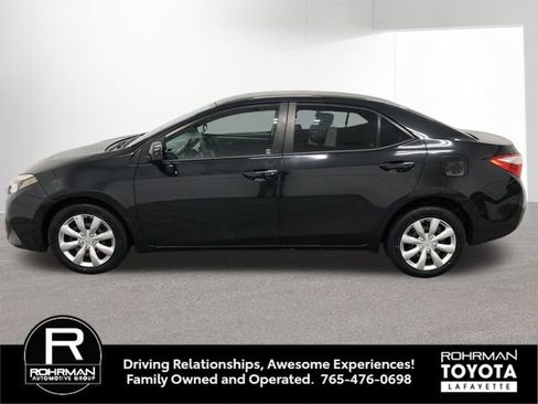 Used 2016 Toyota Corolla LE image 3