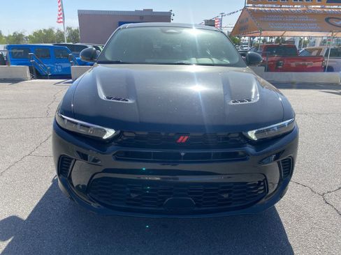 Used 2024 Dodge Hornet R/T Plus w/ Track Pack AWD/4WD image 2
