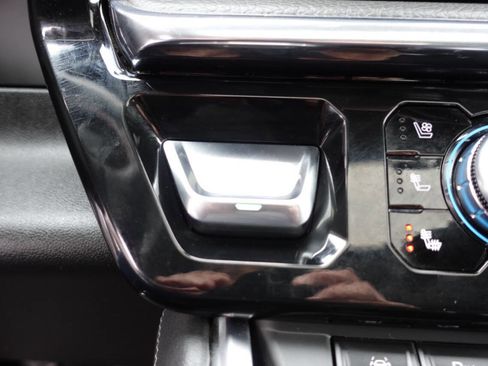 Used 2024 GMC Sierra 1500 Denali w/ Denali Reserve Package image 39