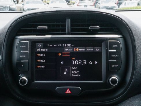 Used 2024 Kia Soul LX w/ Option Group 015 FWD image 15