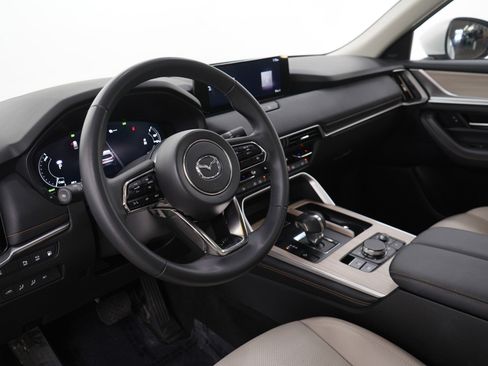 Certified 2024 MAZDA CX-90 Plug-In Hybrid w/ Premium Pkg image 28