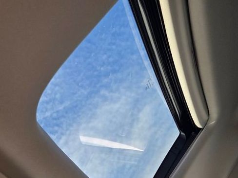 Used 2025 Honda Odyssey EX-L image 19