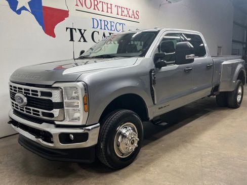 Used 2024 Ford F350 XLT AWD/4WD image 13
