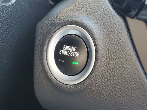 Used 2020 Buick Envision Essence image 19