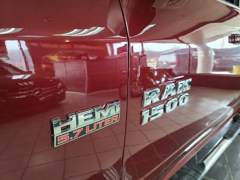 Used 2017 RAM 1500 Express AWD/4WD image 31