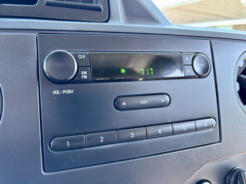 Used 2014 Ford E-150 and Econoline 150 w/ Power Group RWD image 5