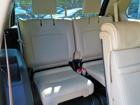 Used 2016 Toyota 4Runner Limited image 19