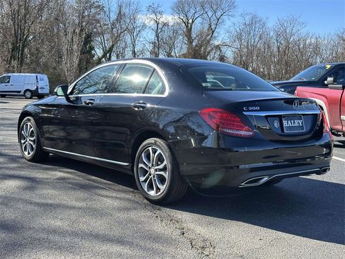 Used 2017 Mercedes-Benz C 300 4MATIC Sedan image 3