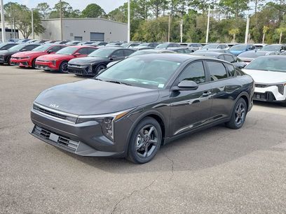 New 2026 Kia K4 LXS