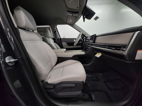 New 2026 Hyundai Santa Fe SE AWD/4WD image 18