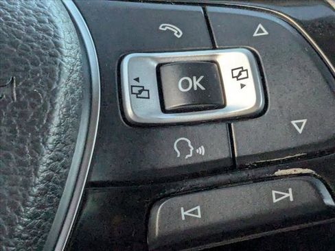 Used 2018 Volkswagen Jetta SE image 11