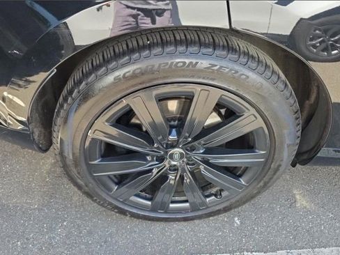 Used 2023 Land Rover Range Rover Autobiography AWD/4WD image 7