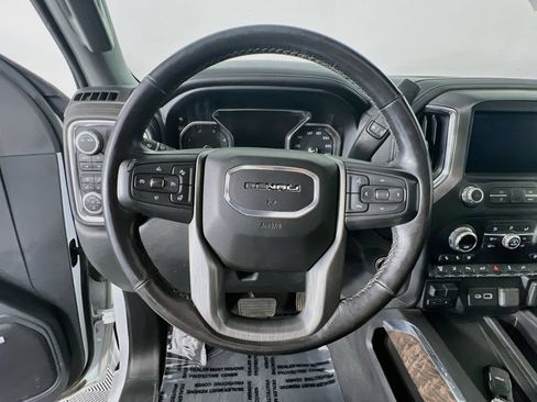 Certified 2021 GMC Sierra 2500 Denali w/ Denali Ultimate Package AWD/4WD image 9