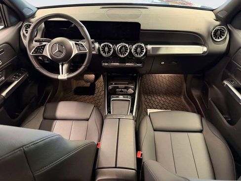 Certified 2026 Mercedes-Benz GLB 250 4MATIC image 13