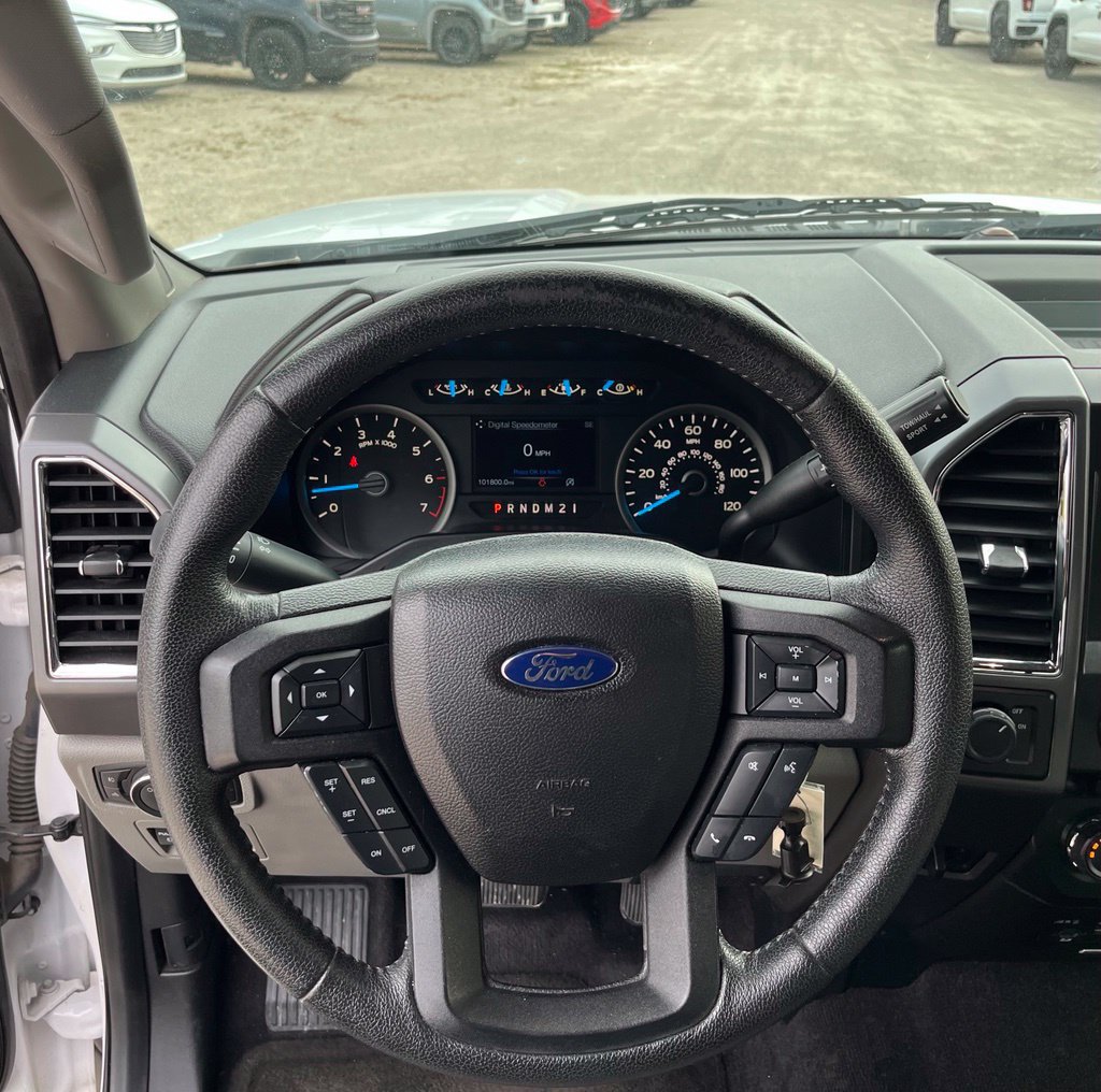 Used 2015 Ford F150 XLT w/ Equipment Group 302A Luxury RWD image 16