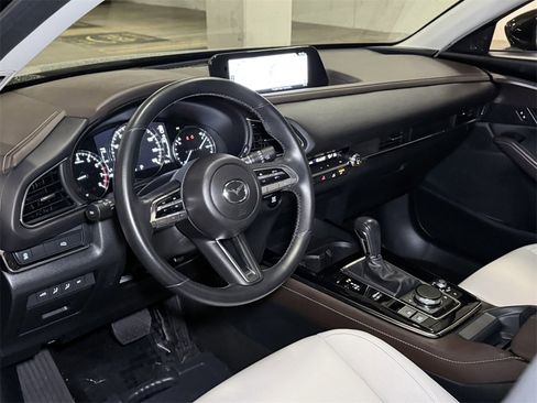 Used 2023 MAZDA CX-30 AWD 2.5 S w/ Premium Package image 17