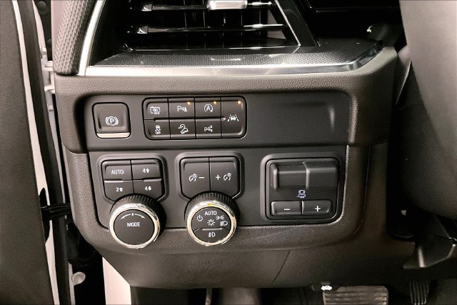 Used 2025 Chevrolet Tahoe RST w/ Comfort Package AWD/4WD image 40