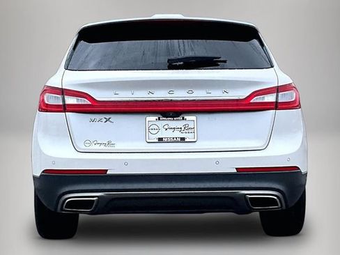 Used 2017 Lincoln MKX Reserve FWD image 6