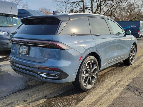 New 2026 Lincoln Nautilus Reserve image 4