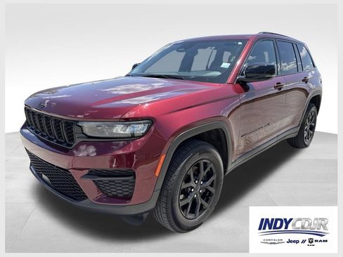 Used 2024 Jeep Grand Cherokee Altitude AWD/4WD image 1