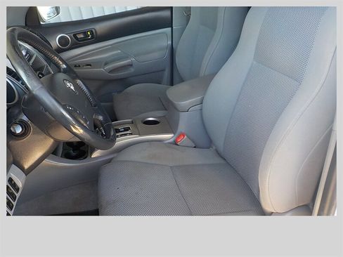 Used 2006 Toyota Tacoma 4x4 Double Cab image 2