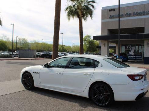 Used 2020 Maserati Quattroporte S GranSport Q4 AWD/4WD image 3
