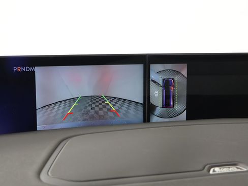 New 2026 Lincoln Navigator Premiere image 6