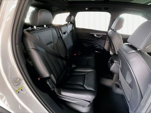 New 2026 Audi Q7 2.0T Premium AWD/4WD image 10
