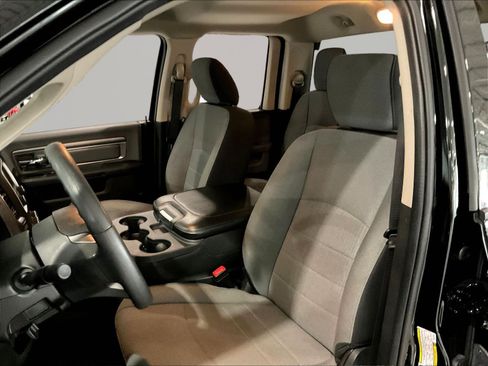 Used 2024 RAM 1500 Classic SLT AWD/4WD image 20