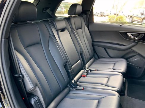 Used 2018 Audi Q7 3.0T Prestige w/ Prestige Package image 24