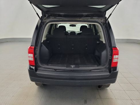 Used 2016 Jeep Patriot Sport w/ Power Value Group AWD/4WD image 29