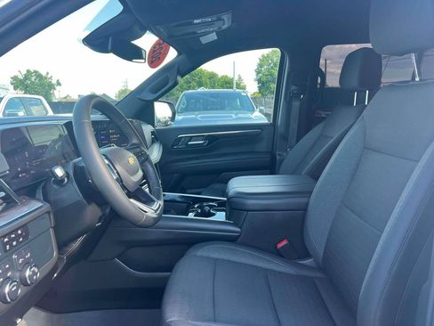 Used 2025 Chevrolet Tahoe LS AWD/4WD image 19