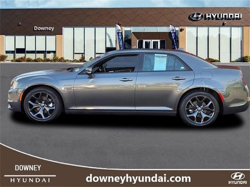 Used 2023 Chrysler 300 S image 3