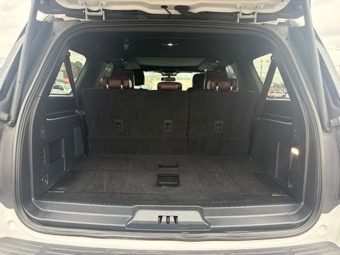Used 2024 Ford Expedition Max Limited image 13