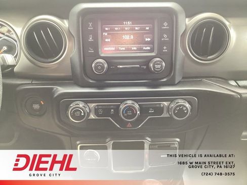 Used 2021 Jeep Wrangler Sport AWD/4WD image 17