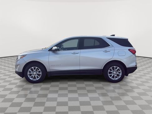 Used 2018 Chevrolet Equinox LT AWD/4WD image 16