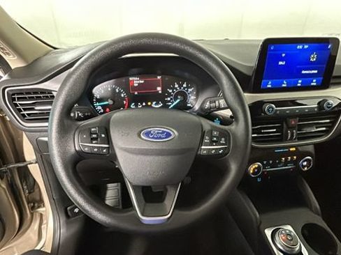 Used 2020 Ford Escape SE AWD/4WD image 14