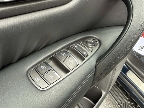 Used 2024 Nissan Armada SL w/ Cargo Package image 10