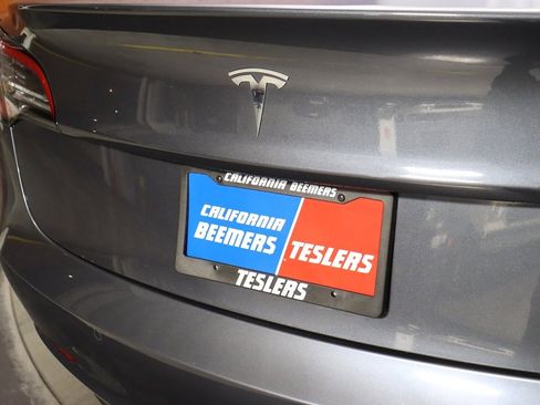 Used 2023 Tesla Model 3 Standard Range image 52