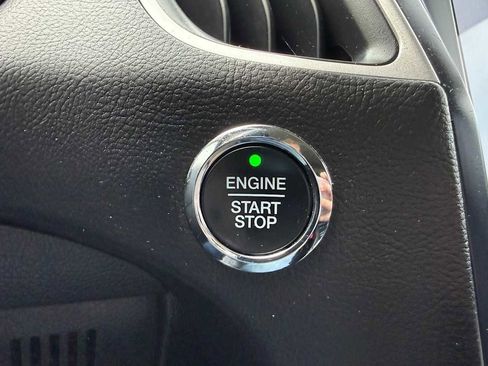 Used 2023 Ford Edge SEL image 19