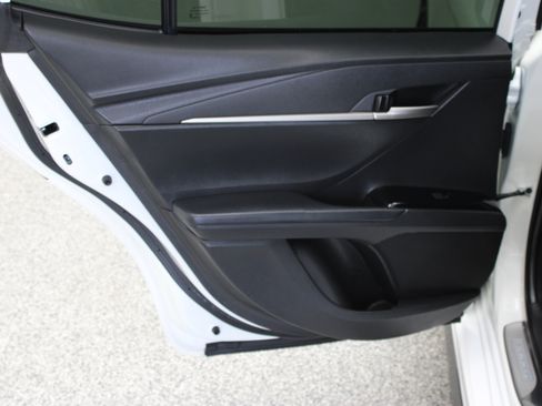 Used 2025 Toyota Camry SE w/ Convenience Package FWD image 23