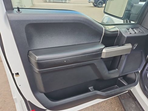 Used 2017 Ford F150 Raptor AWD/4WD image 11