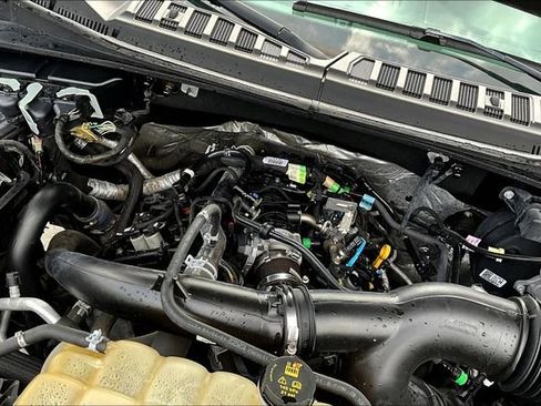 Used 2019 Ford F150 XLT w/ Equipment Group 302A Luxury image 34