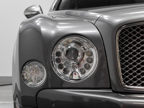 Used 2012 Bentley Mulsanne w/ Premiere Specification Pkg image 55