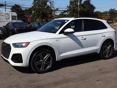 Used 2025 Audi Q5 e Premium Plus
