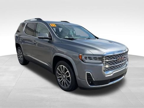 Certified 2021 GMC Acadia Denali w/ Denali Ultimate Package AWD/4WD image 2